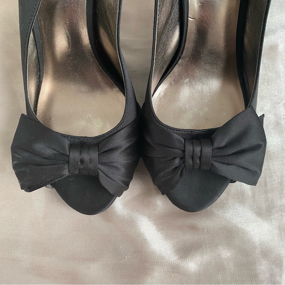 🌷 Black Slingbacks with Peep Toe Bow - Picture 4 of 6